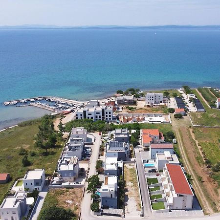 Apartments Le Mare - Pool, Sandstrand, Meerblick, W-Lan, Grill Privlaka  Bagian luar foto