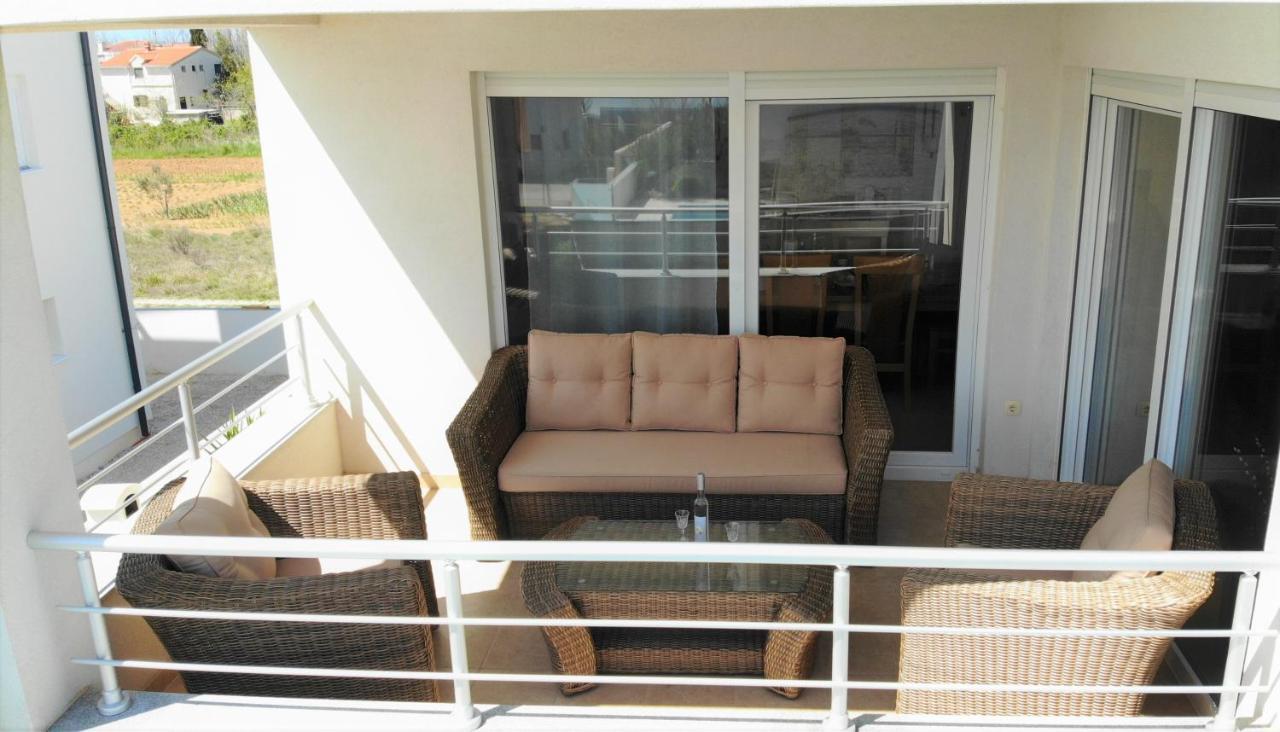 Apartments Le Mare - Pool, Sandstrand, Meerblick, W-Lan, Grill Privlaka  Bagian luar foto