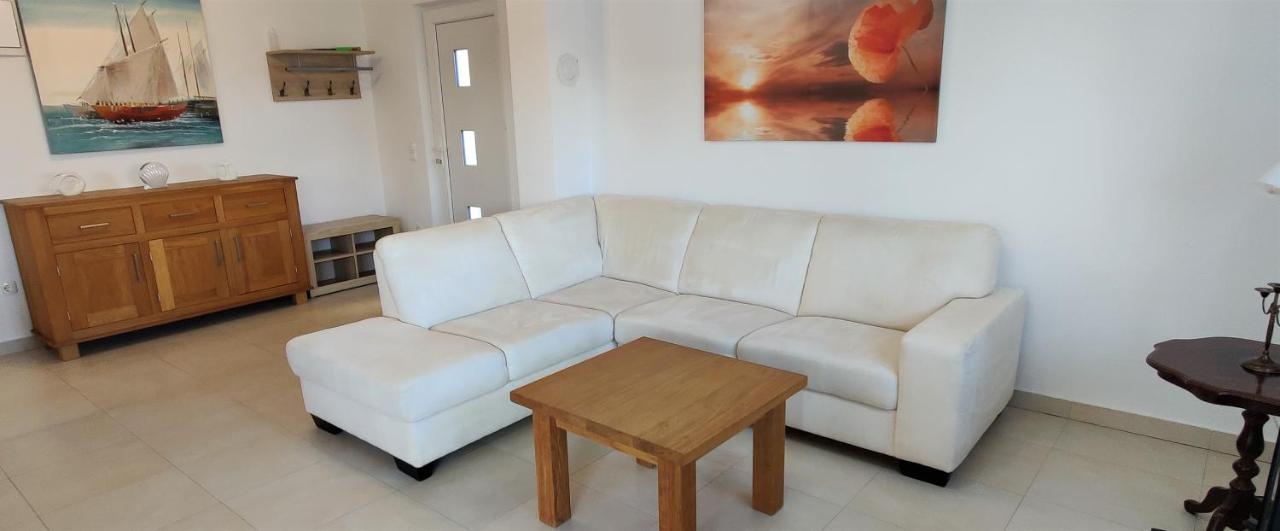 Apartments Le Mare - Pool, Sandstrand, Meerblick, W-Lan, Grill Privlaka  Bagian luar foto