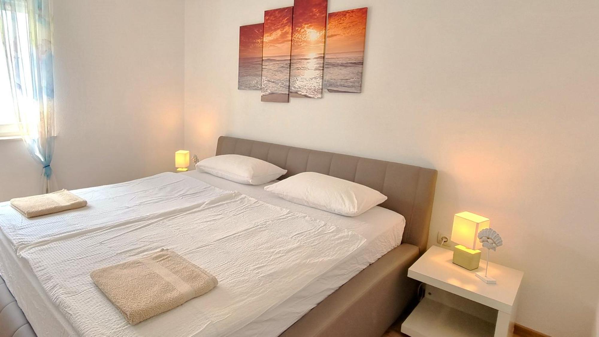 Apartments Le Mare - Pool, Sandstrand, Meerblick, W-Lan, Grill Privlaka  Bagian luar foto
